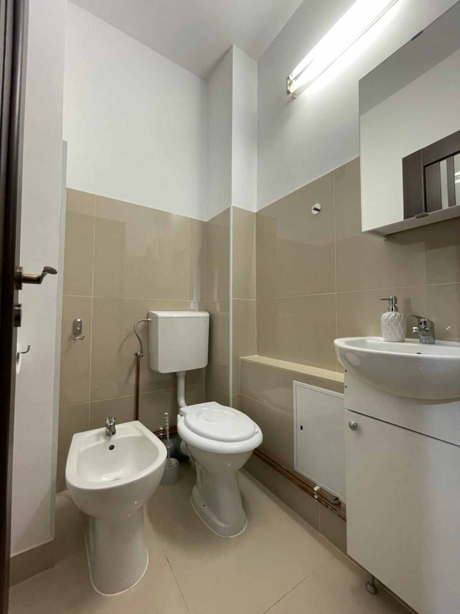 Relax Old Town Apartment Oradea Eksteriør billede